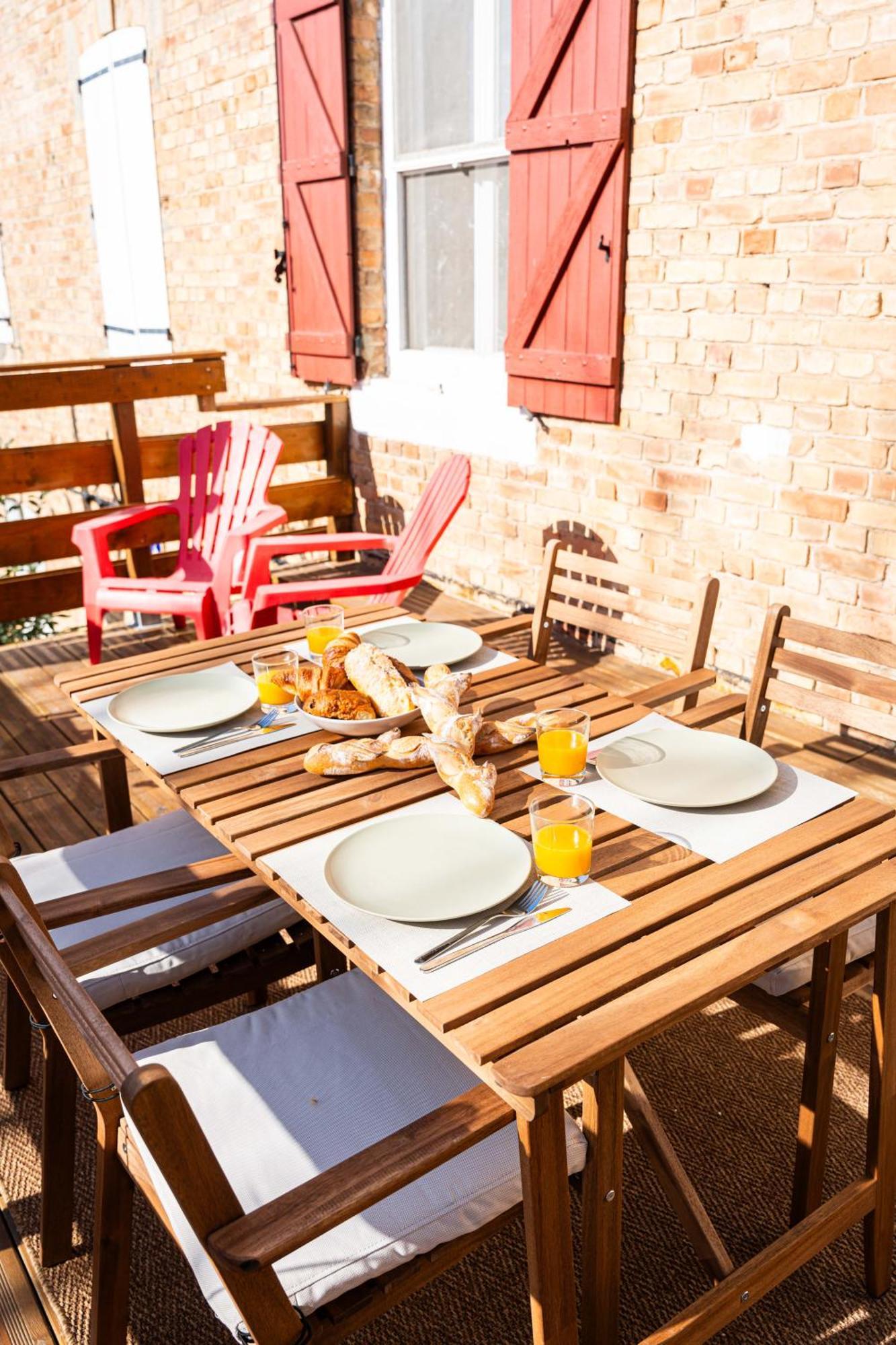 Grand Appartement Familiale - Camargue Салон-дьо-Жиро Екстериор снимка